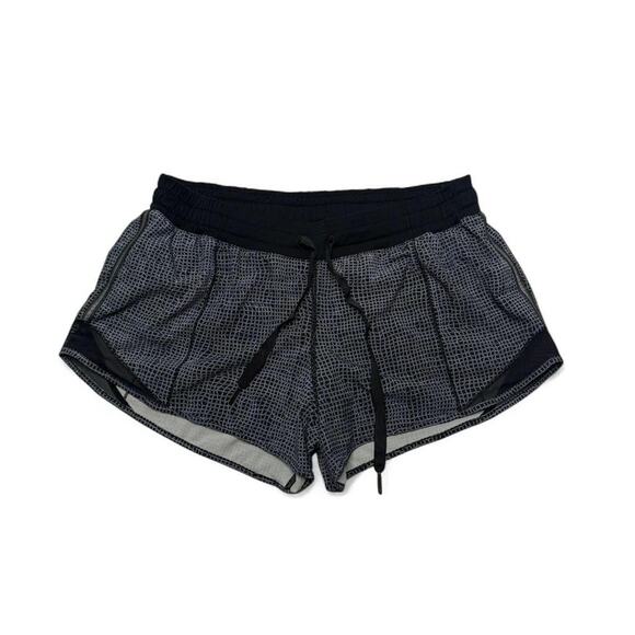Lululemon Pants - Lululemon Patterned Hotty Hot Low Rise Black Shorts Womens Size 8 Outdoors Run